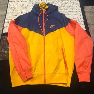Medium Nike Jacket Never Worn